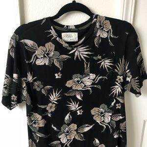 Floral tee